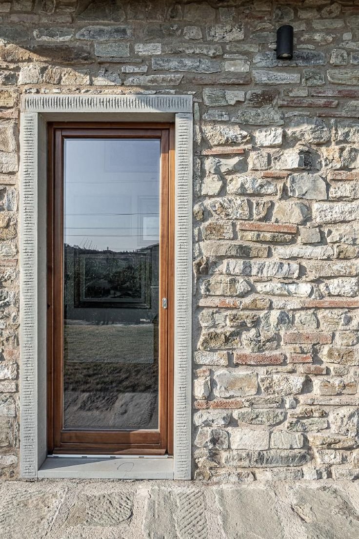 Finestra panoramica installata in villa di pregio in stile contemporaneo